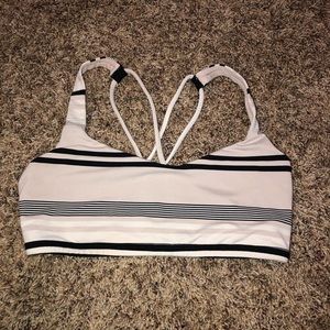 lulu lemon sports bra